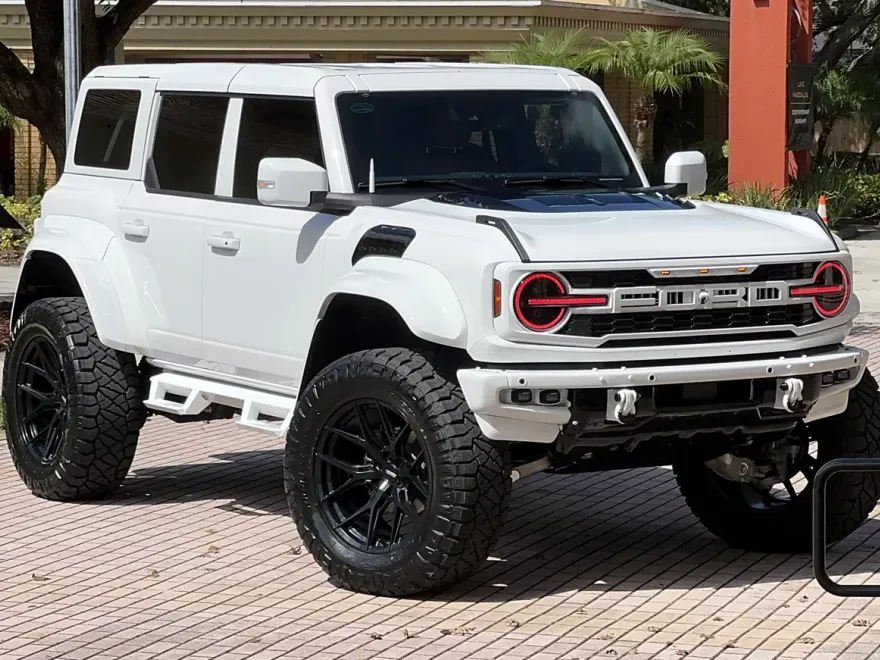 2024 Ford Bronco Raptor photo 1