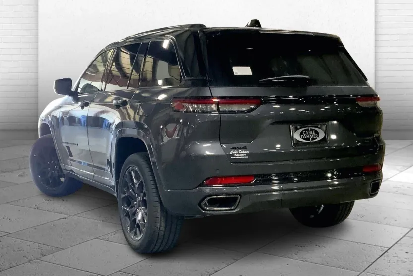 2025 Jeep Grand Cherokee Summit Reserve photo 1
