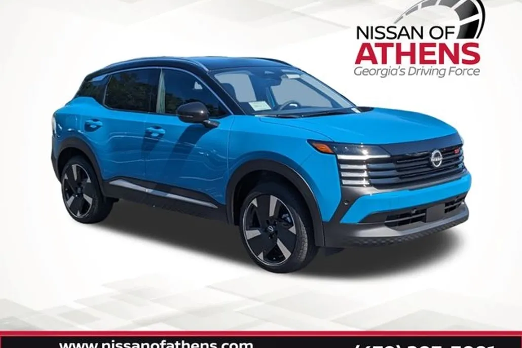 2025 Nissan Kicks SR photo 1