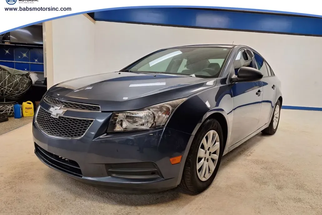 2014 Chevrolet Cruze LS photo 1