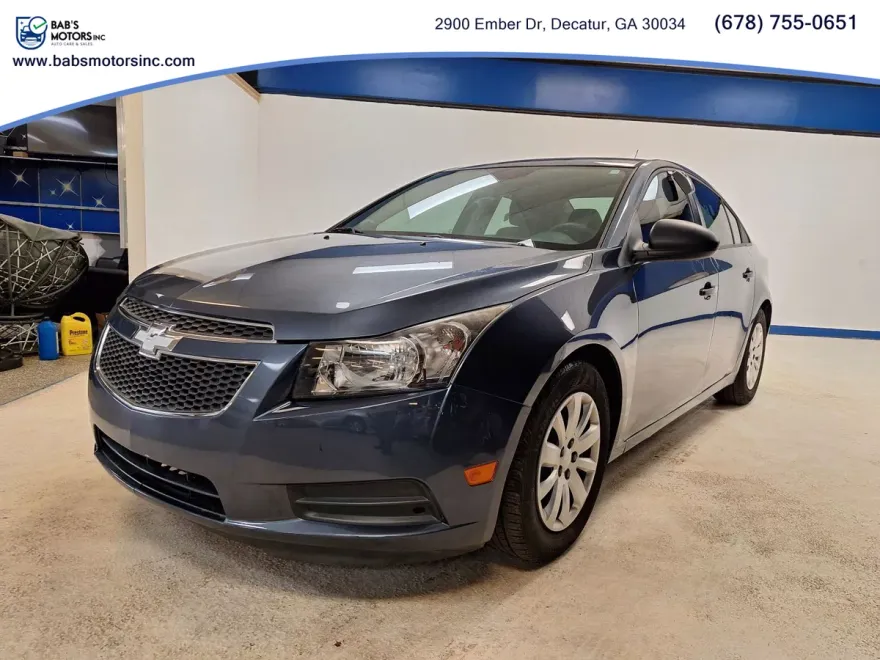 2014 Chevrolet Cruze LS photo 1