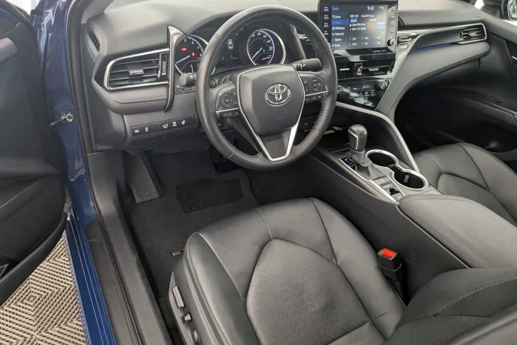 2024 Toyota Camry XLE photo 1
