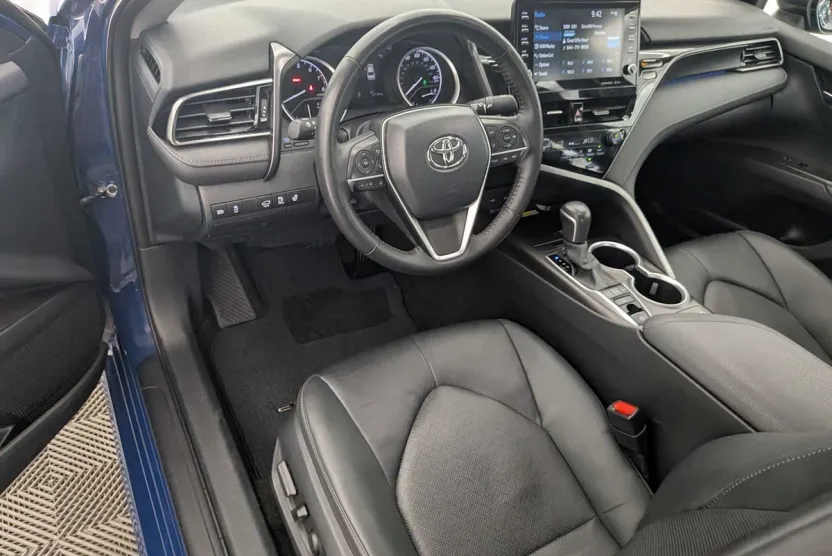 2024 Toyota Camry XLE photo 1