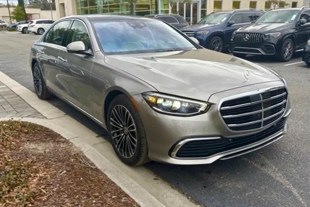 2024 Mercedes Benz S 580e 4MATIC photo 1