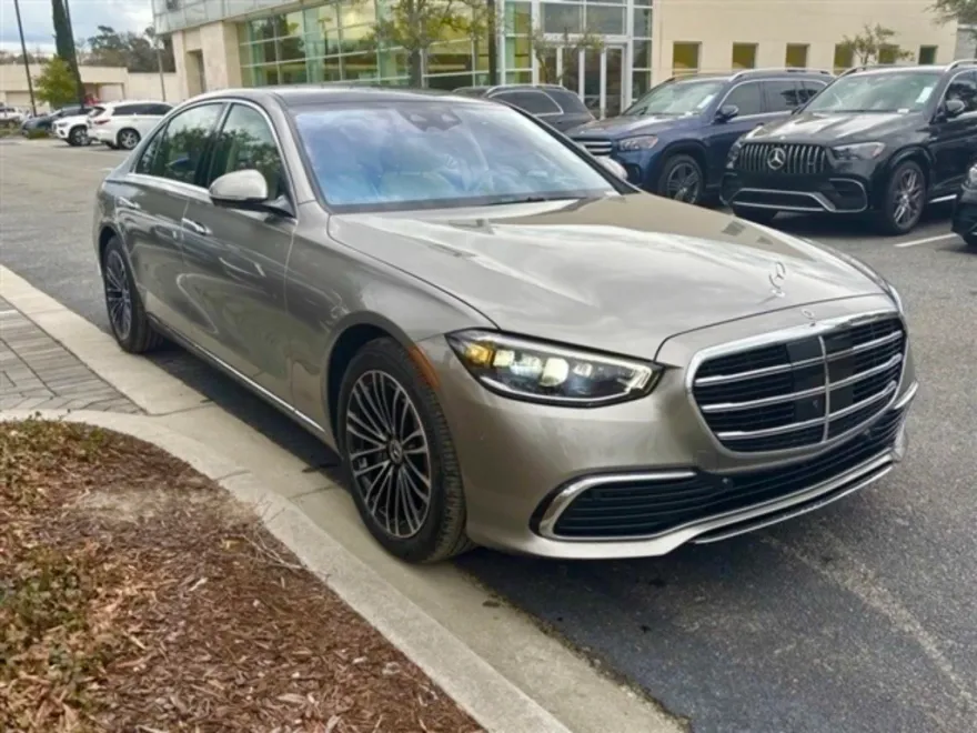 2024 Mercedes Benz S 580e 4MATIC photo 1