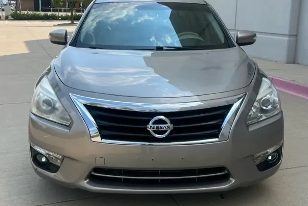 2014 Nissan Altima 2.5 SL photo 1