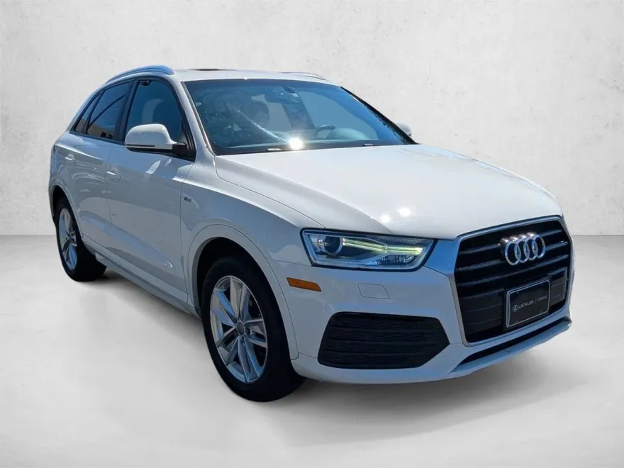 2018 Audi Q3 Premium photo 1