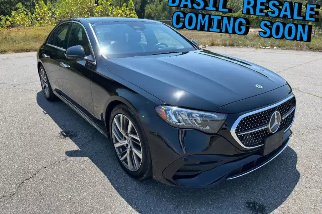 2025 Mercedes Benz E 350 4MATIC Sedan photo 1