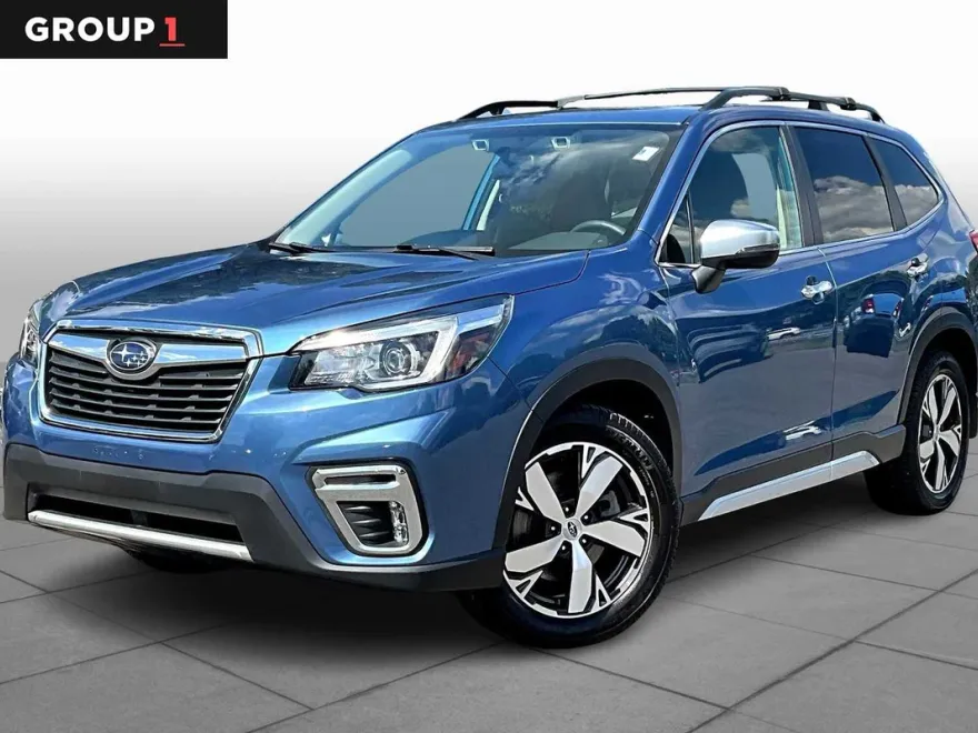 2019 Subaru Forester Touring photo 1