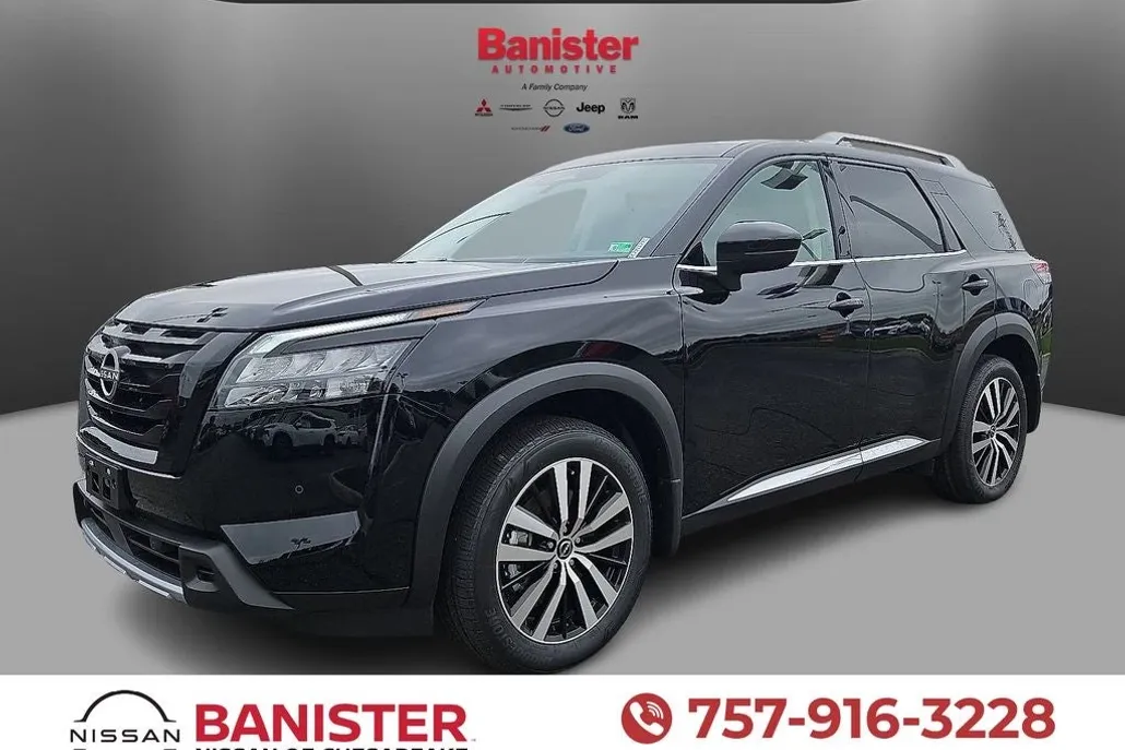2025 Nissan Pathfinder Platinum photo 1