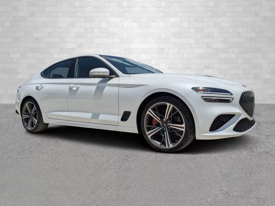2025 Genesis G70 3.3T Sport Prestige photo 1
