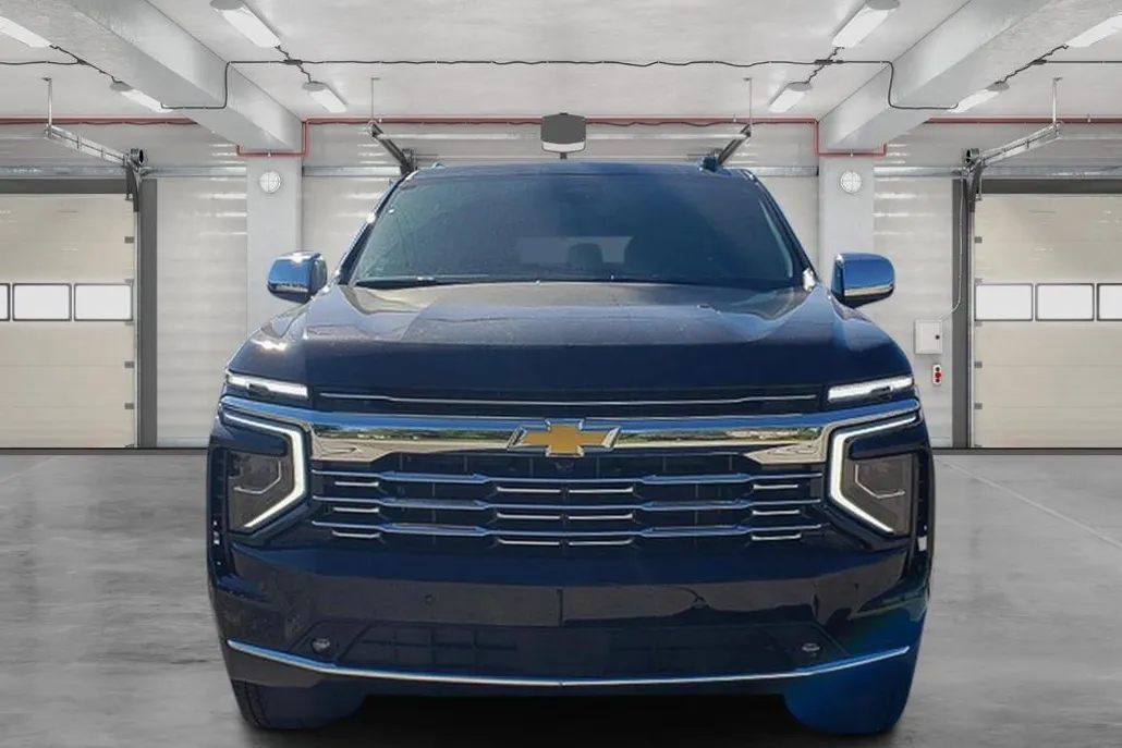 2026 Chevrolet Suburban Premier photo 1