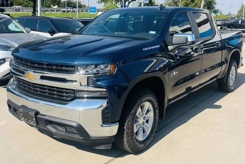 2020 Chevrolet Silverado 1500 LT Texas Edition photo 1
