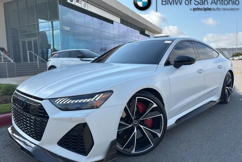 2022 Audi RS 7 Base photo 1