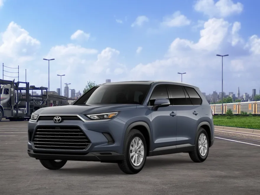 2026 Toyota Highlander XLE Hybrid photo 1