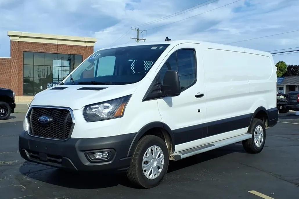 2023 Ford Transit photo 1