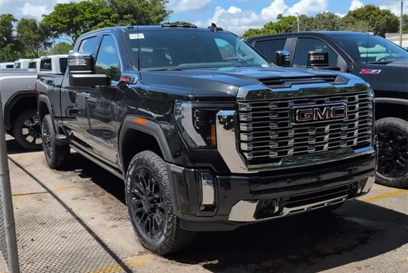 2025 Gmc Sierra 2500 HD Denali photo 1