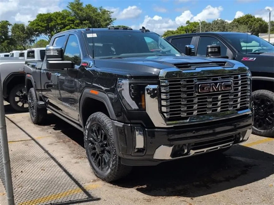2025 Gmc Sierra 2500 HD Denali photo 1