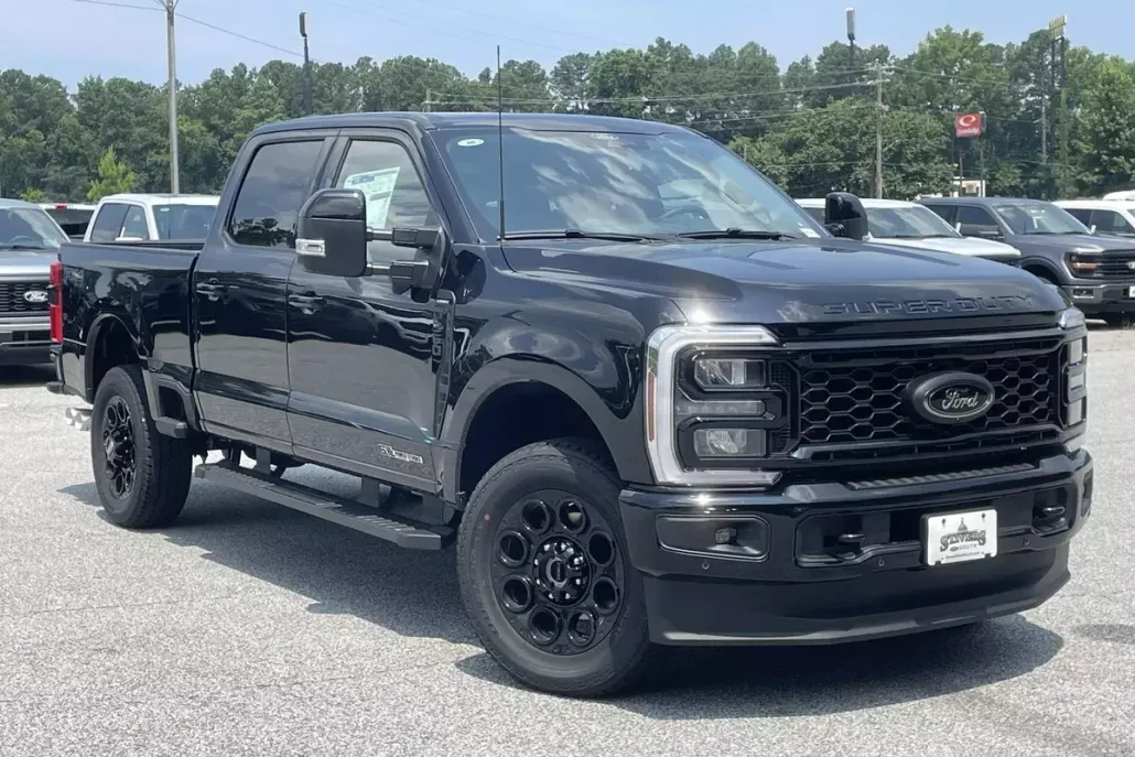 2025 Ford F-350 Lariat photo 1
