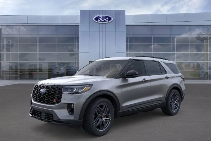 2025 Ford Explorer ST photo 1