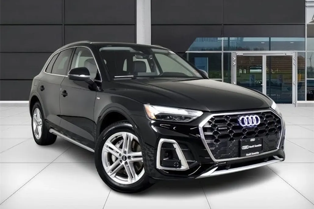 2024 Audi Q5 S line Premium Plus photo 1