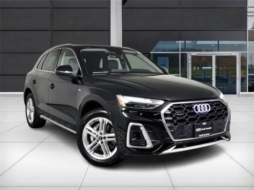 2024 Audi Q5 S line Premium Plus photo 1
