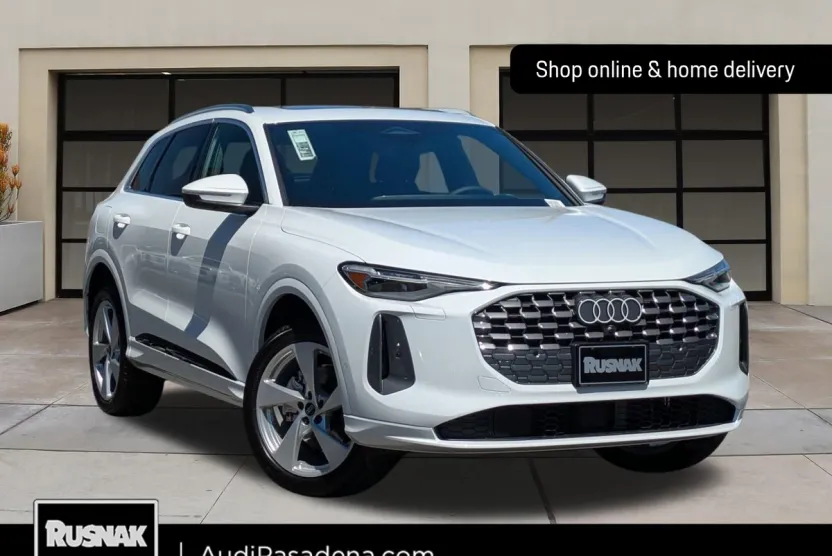 2025 Audi Q5 2.0T Premium Plus photo 1