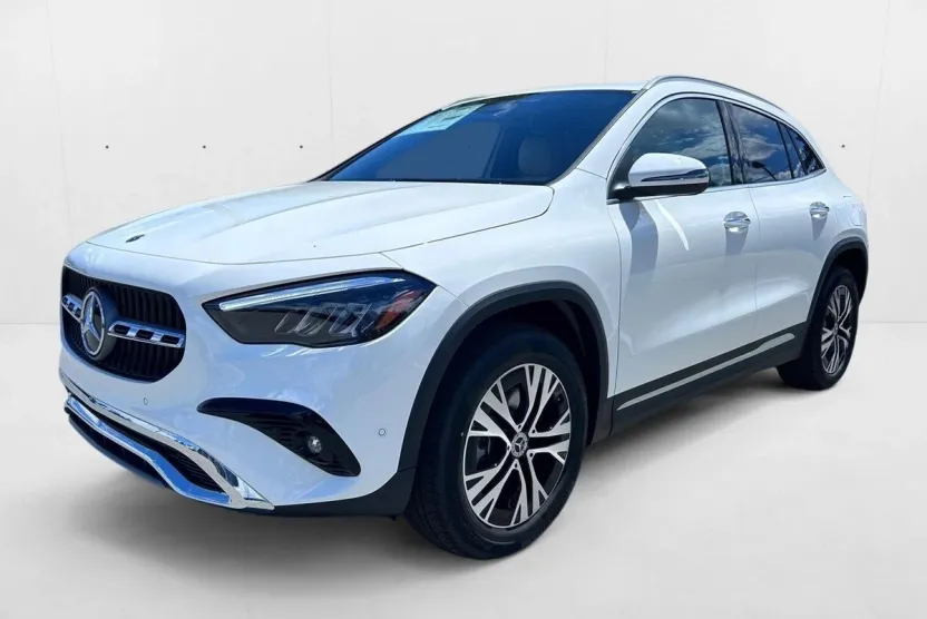 2025 Mercedes Benz GLA 250 4MATIC photo 1