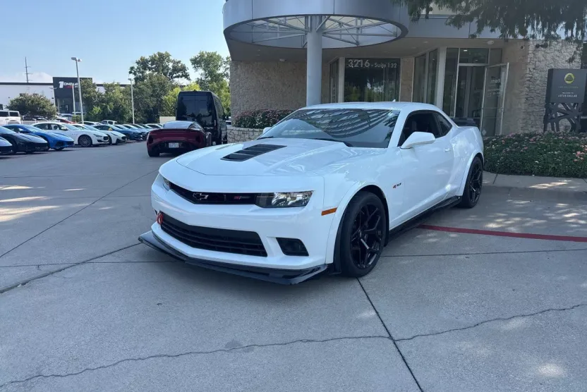 2015 Chevrolet Camaro Z28 Coupe photo 1