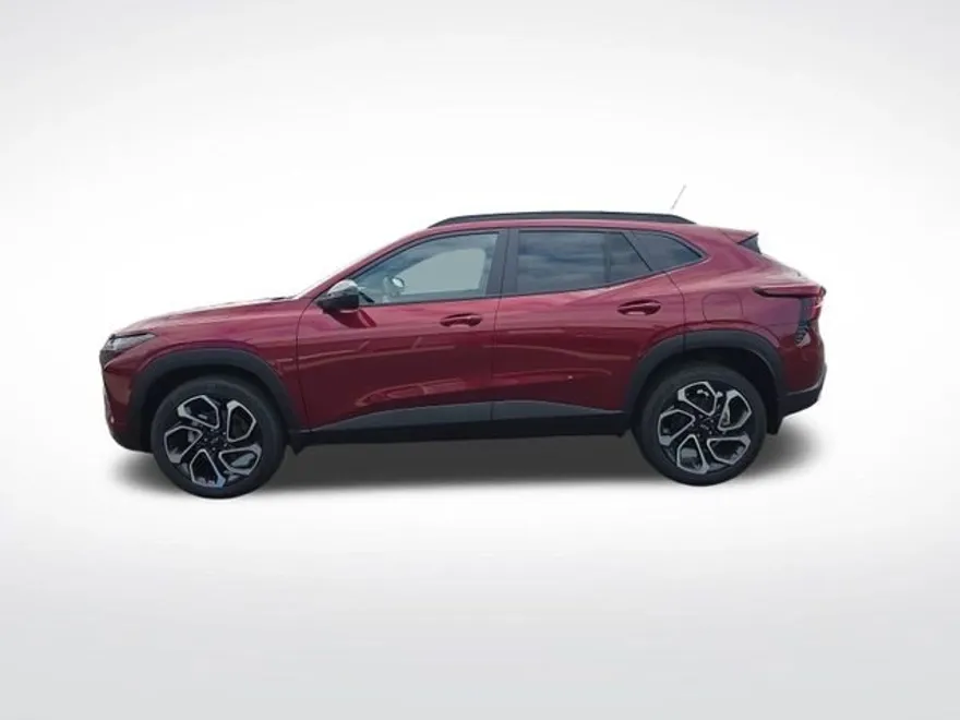 2025 Chevrolet Trax photo 1