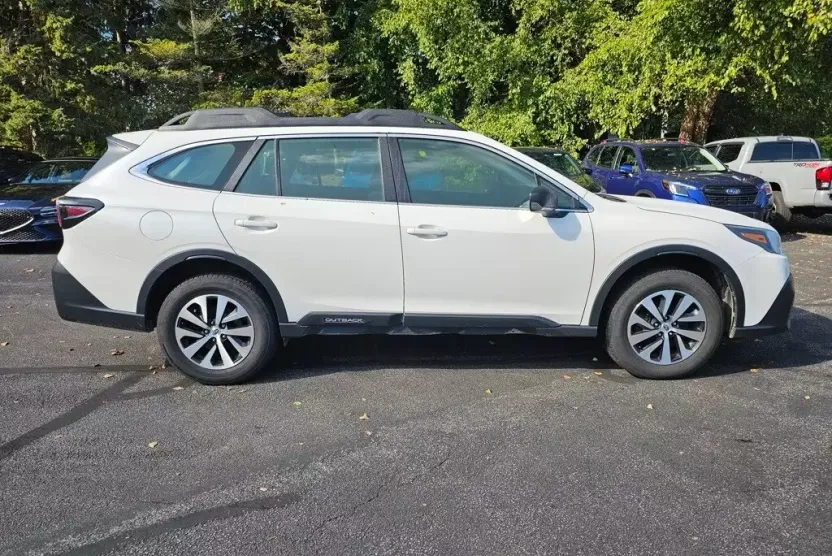 2020 Subaru Outback 2.5i photo 1
