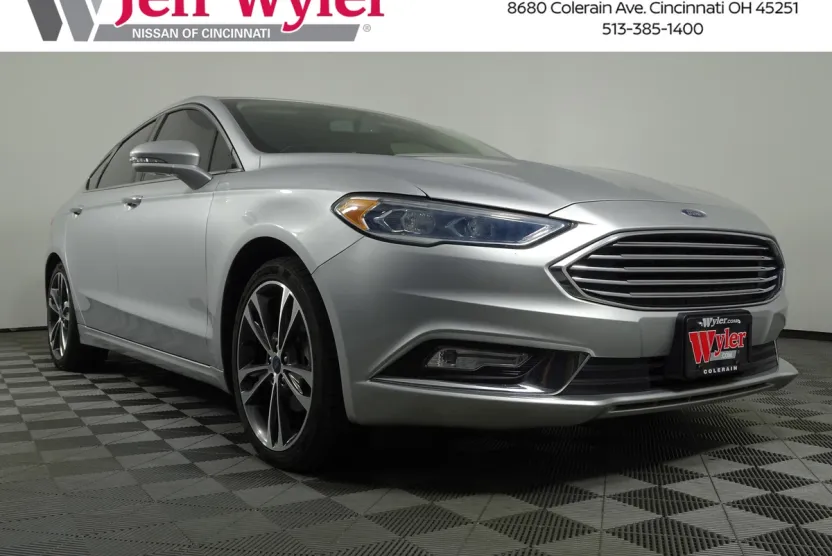 2017 Ford Fusion Titanium photo 1