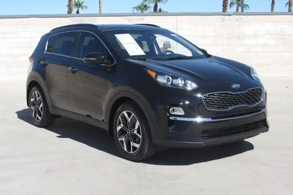 2022 Kia Sportage EX photo 1