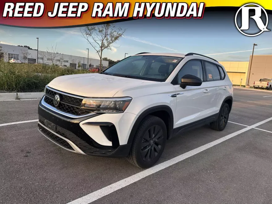 2023 Volkswagen Taos S photo 1