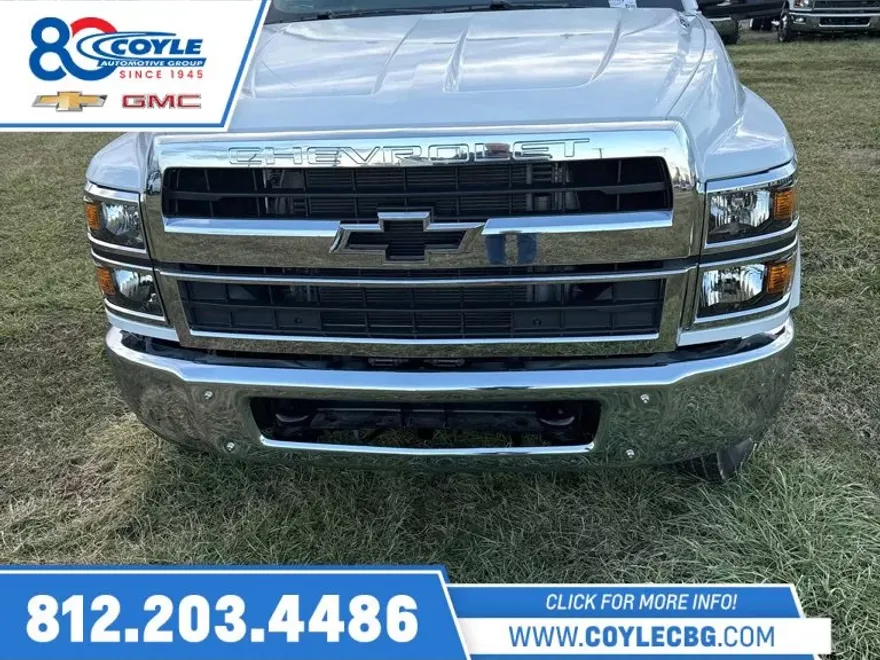 2024 Chevrolet Silverado 6500HD Work Truck photo 1