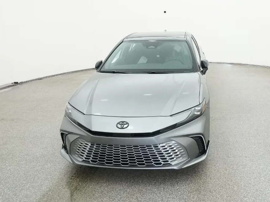 2025 Toyota Camry XSE photo 1