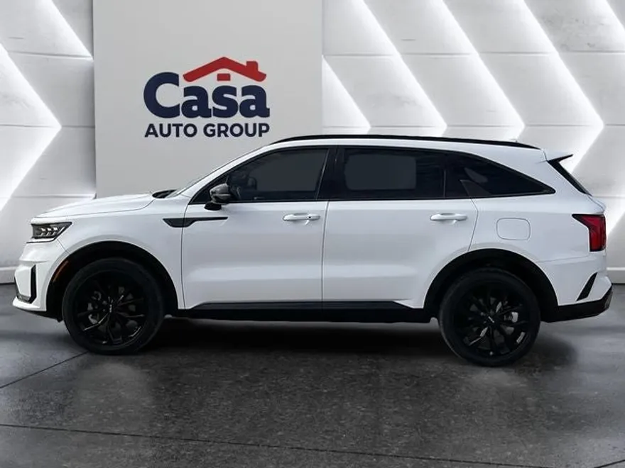 2023 Kia Sorento SX photo 1