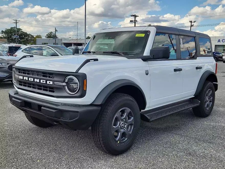 2025 Ford Bronco Big Bend photo 1