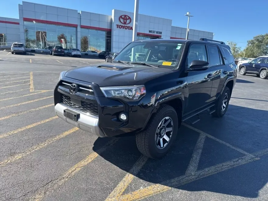 2024 Toyota 4Runner TRD Premium photo 1