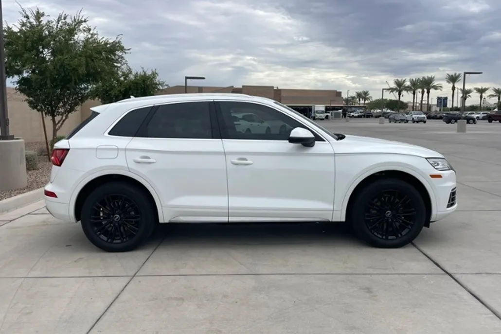 2019 Audi Q5 2.0T Premium photo 1