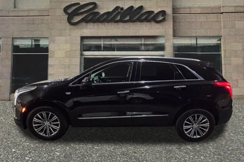 2019 Cadillac XT5 Luxury photo 1