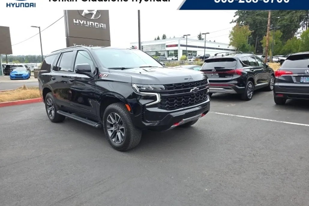 2023 Chevrolet Tahoe Z71 photo 1