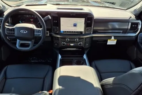 2025 Ford F-250 photo 3