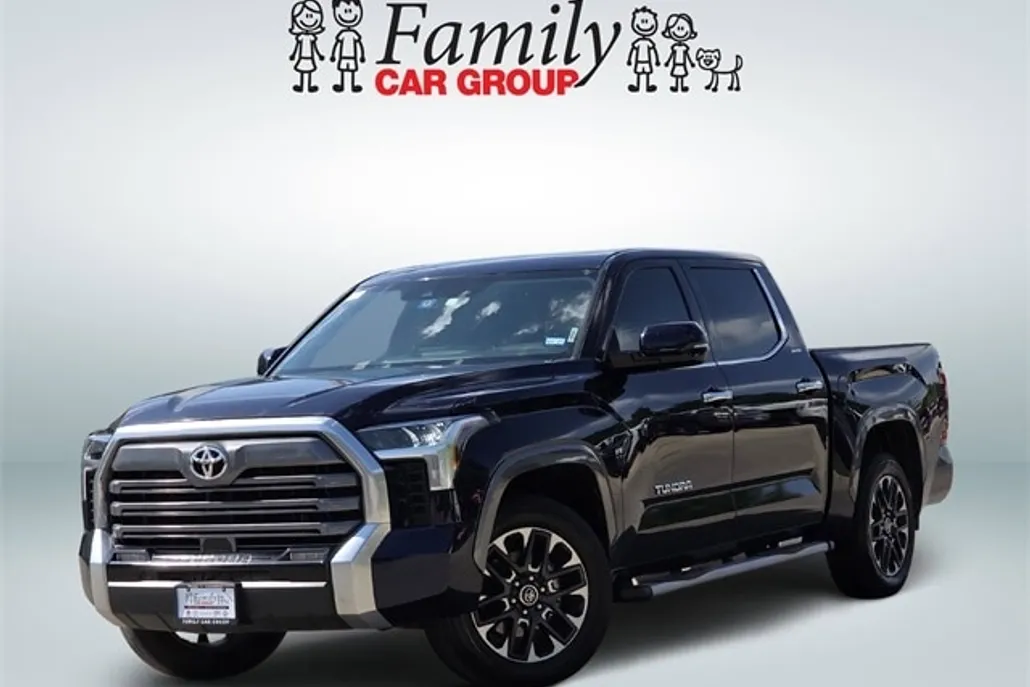 2022 Toyota Tundra Limited photo 1