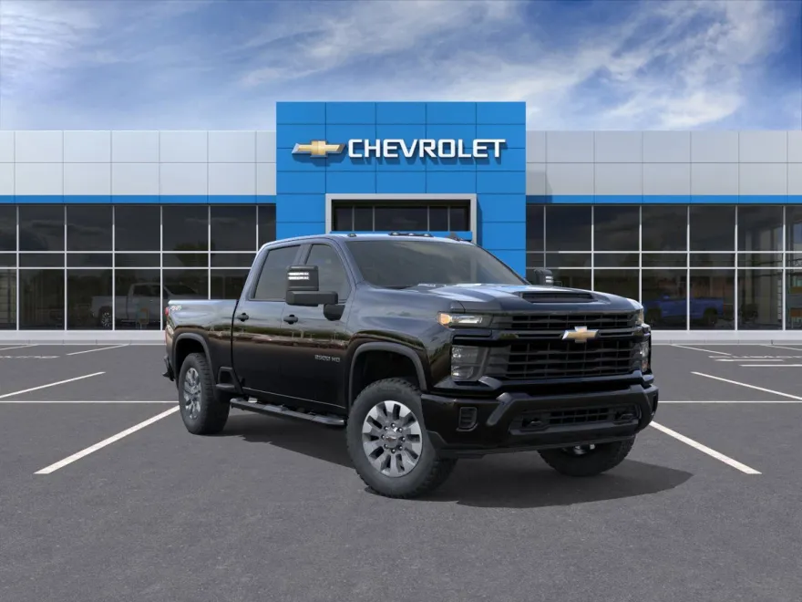 2025 Chevrolet Silverado 2500HD Custom photo 1
