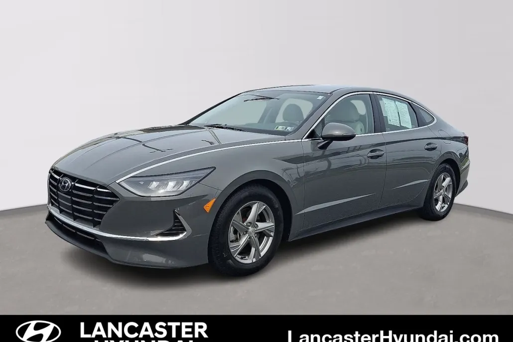 2022 Hyundai Sonata SE photo 1
