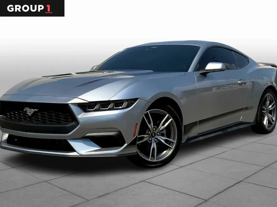 2024 Ford Mustang EcoBoost photo 1