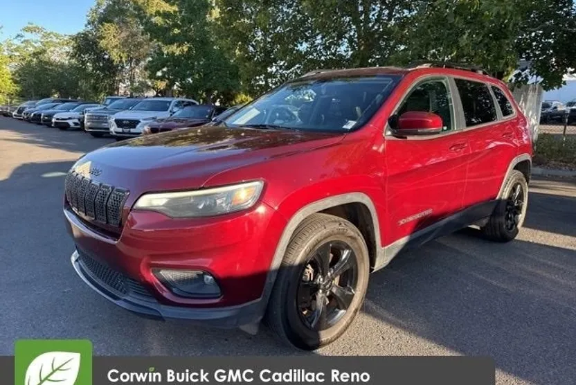 2020 Jeep Cherokee Altitude photo 1