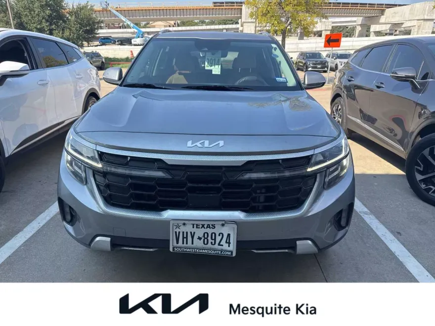 2024 Kia Seltos SX photo 1