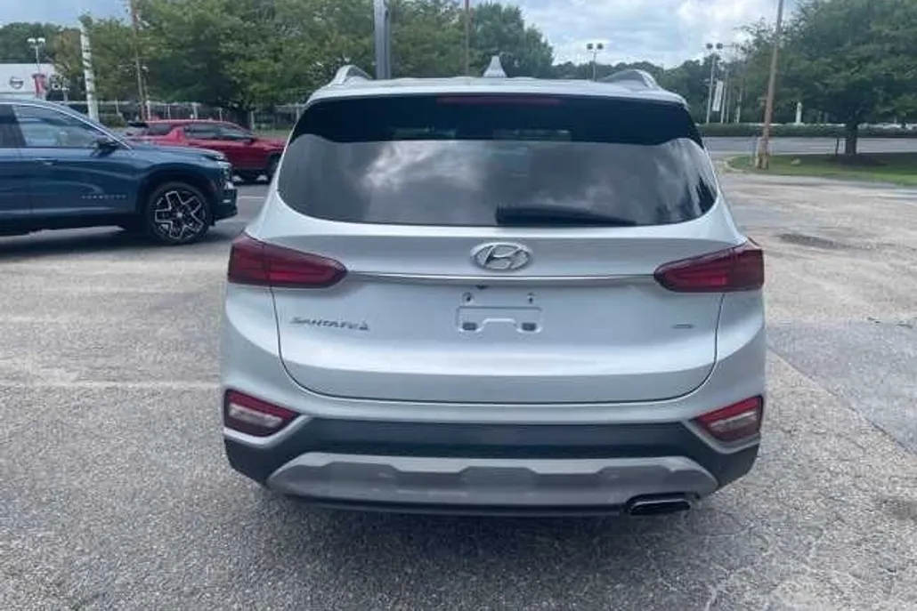 2019 Hyundai Santa Fe SEL Plus photo 1